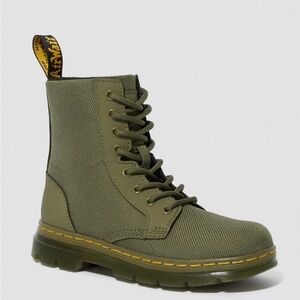 Dr. Martens Combs Extra Tough Poly Casual Boots size 10 EUC No Box